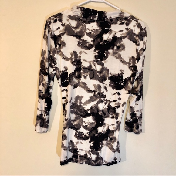 Rose & Olive top - Picture 2 of 6